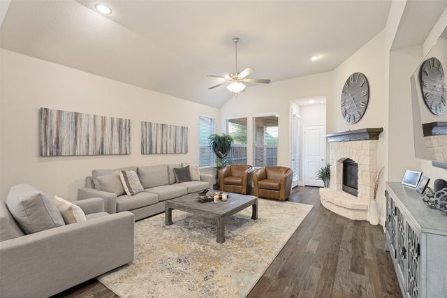 509 Lake Livingston Trail, Mckinney, TX 75071