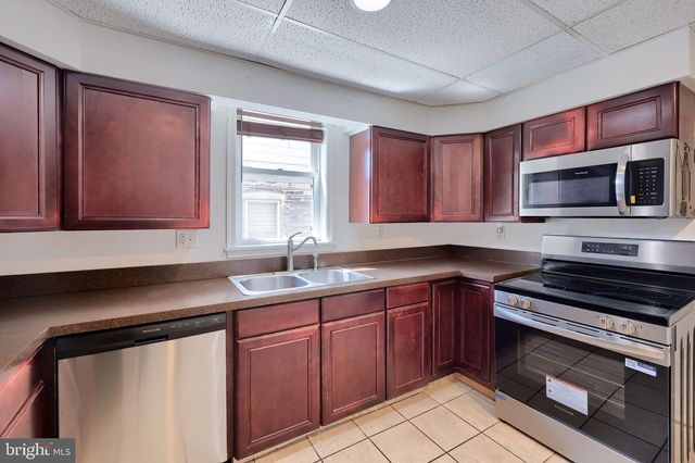 312 W BROADWAY, Red Lion, PA 17356