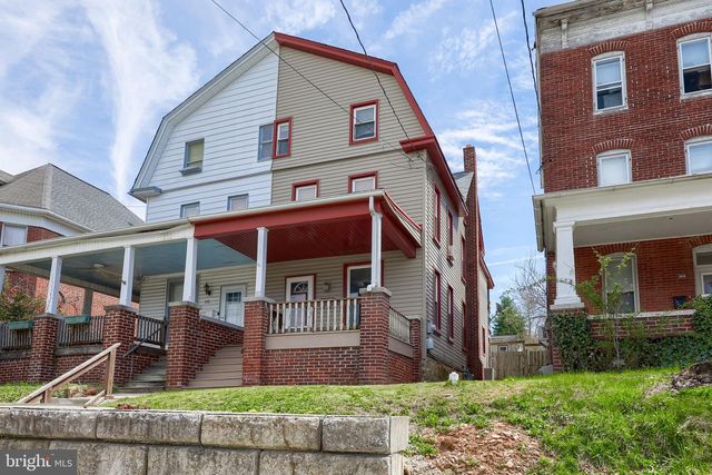 312 W BROADWAY, Red Lion, PA 17356