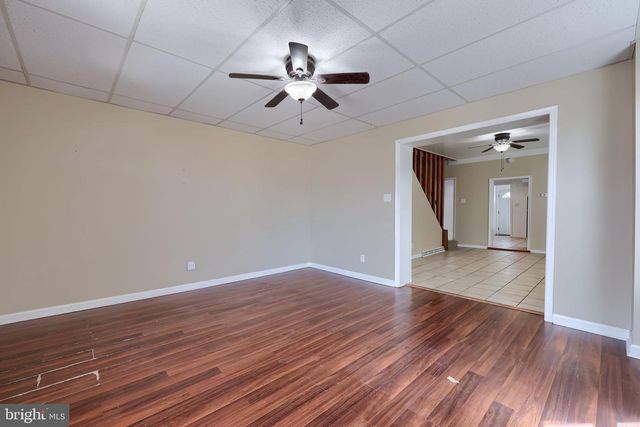 312 W BROADWAY, Red Lion, PA 17356