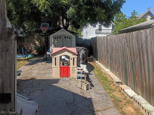 3340 W 91st Street, Cleveland, OH 44102