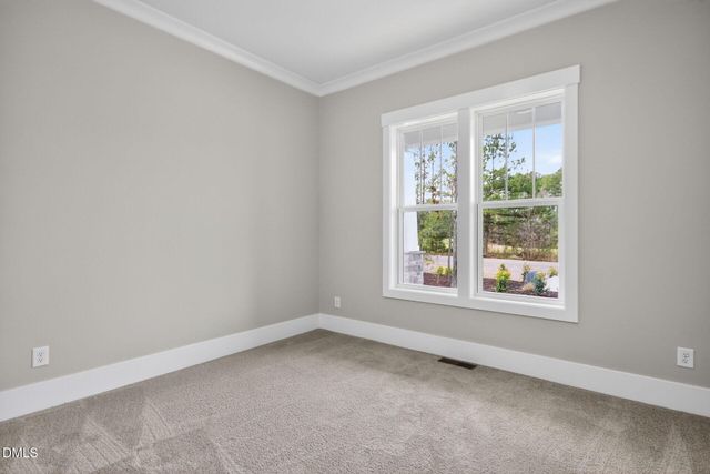 694 Mollie Mdw Drive, Zebulon, NC 27597