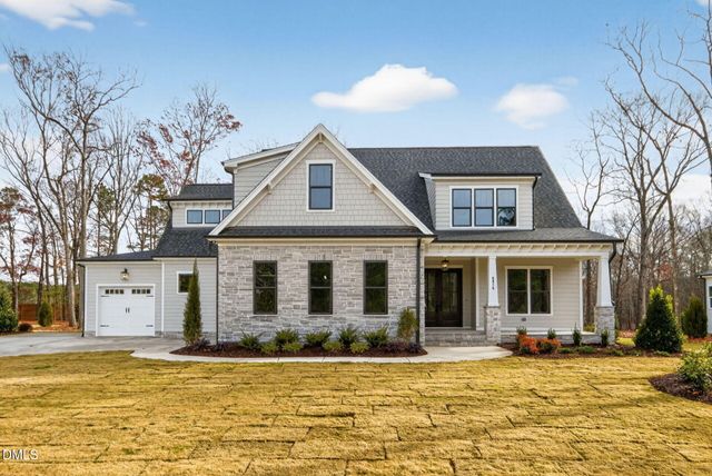 694 Mollie Mdw Drive, Zebulon, NC 27597