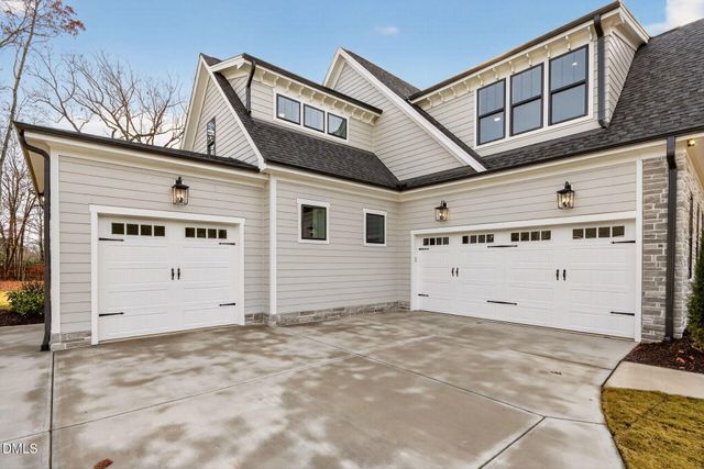 694 Mollie Mdw Drive, Zebulon, NC 27597