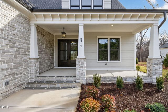 694 Mollie Mdw Drive, Zebulon, NC 27597