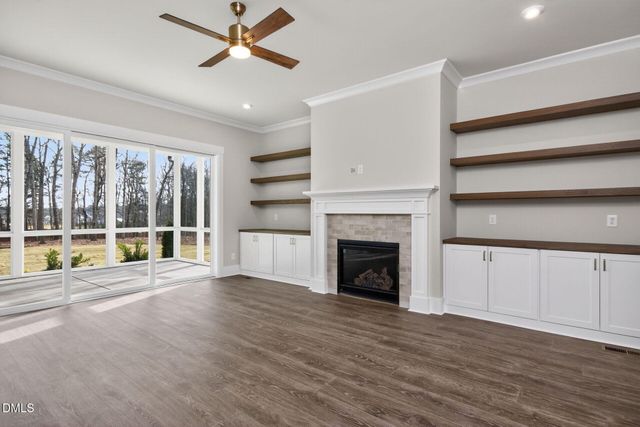 694 Mollie Mdw Drive, Zebulon, NC 27597