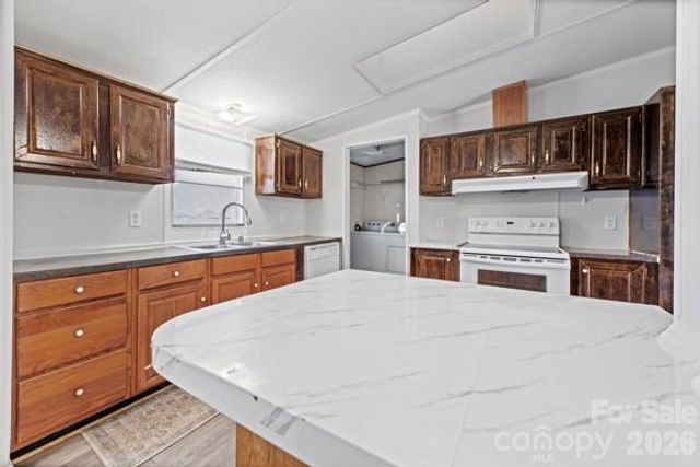 111 Oxford Lane 1, Blowing Rock, NC 28605