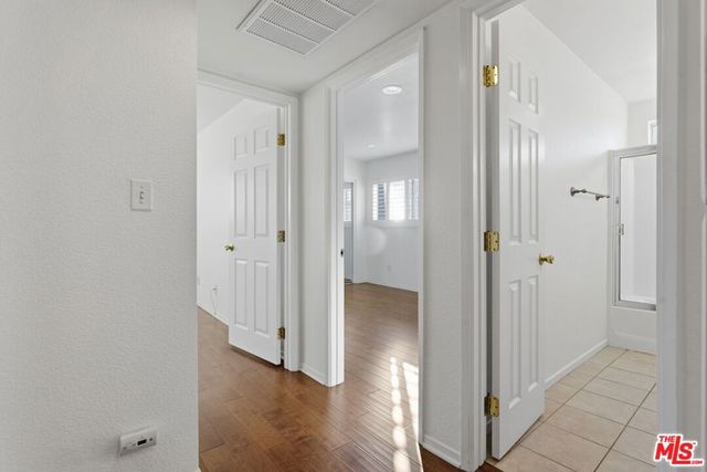 18550 Hatteras Street 45, Tarzana, CA 91356