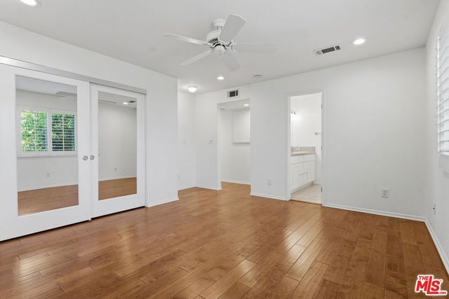 18550 Hatteras Street 45, Tarzana, CA 91356