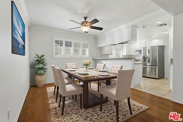 18550 Hatteras Street 45, Tarzana, CA 91356