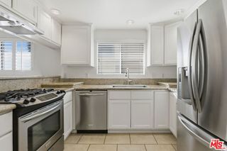 18550 Hatteras Street 45, Tarzana, CA 91356