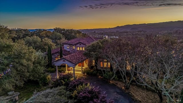 405 London Way, Sonoma, CA 95476