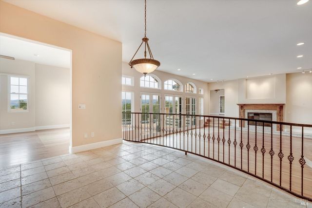 405 London Way, Sonoma, CA 95476