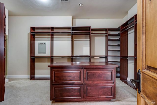 405 London Way, Sonoma, CA 95476