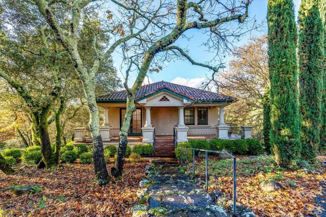 405 London Way, Sonoma, CA 95476