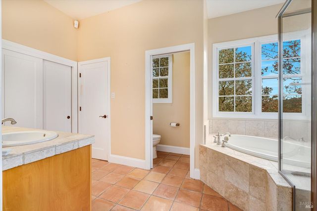 405 London Way, Sonoma, CA 95476