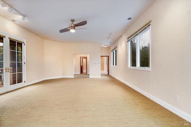 405 London Way, Sonoma, CA 95476