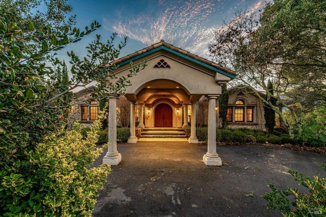 405 London Way, Sonoma, CA 95476