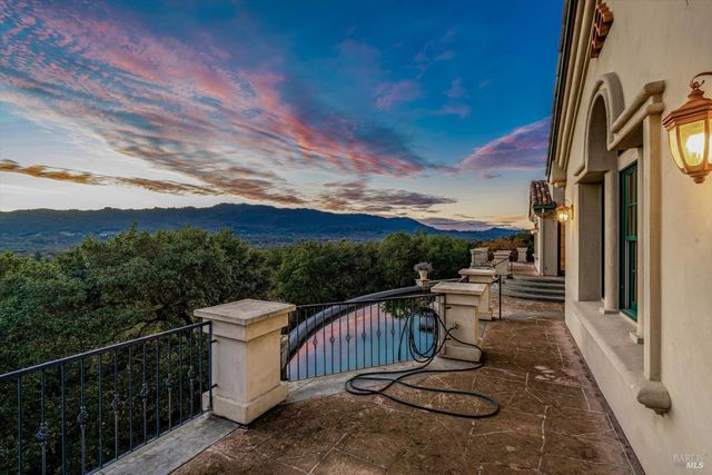 405 London Way, Sonoma, CA 95476