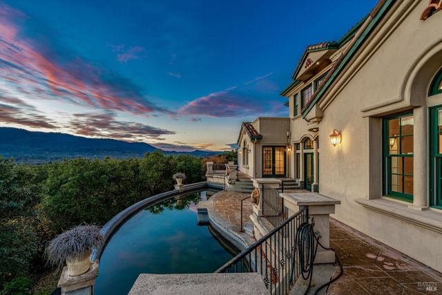 405 London Way, Sonoma, CA 95476