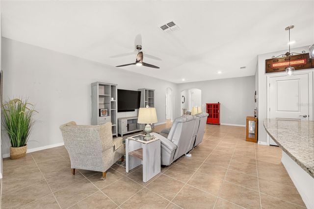6083 SW 93RD LOOP, Ocala, FL 34476