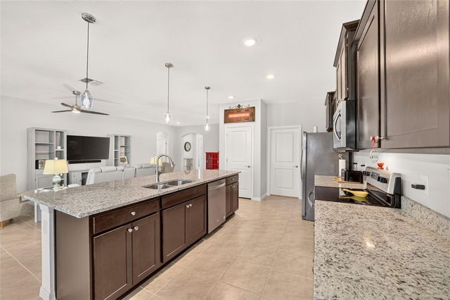 6083 SW 93RD LOOP, Ocala, FL 34476