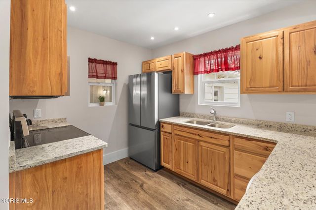 758 Barker Road, Fremont, OH 43420