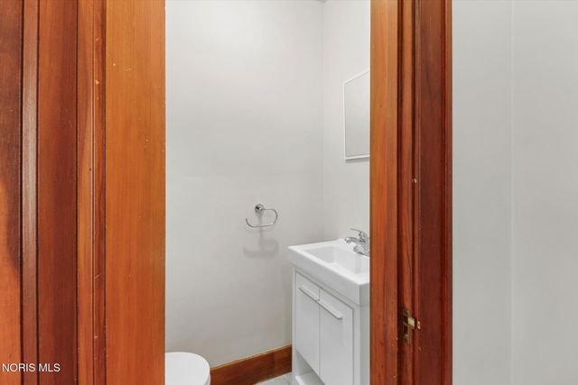 758 Barker Road, Fremont, OH 43420