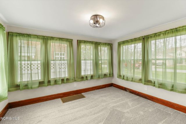 758 Barker Road, Fremont, OH 43420