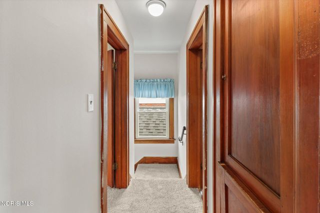 758 Barker Road, Fremont, OH 43420