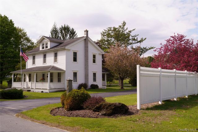 59 2nd Avenue, Narrowsburg, NY 12764