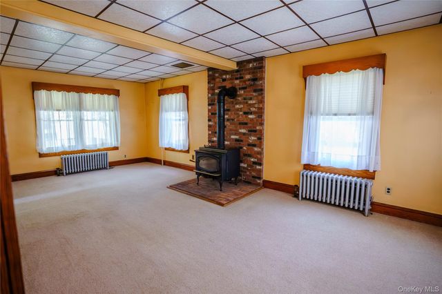 59 2nd Avenue, Narrowsburg, NY 12764