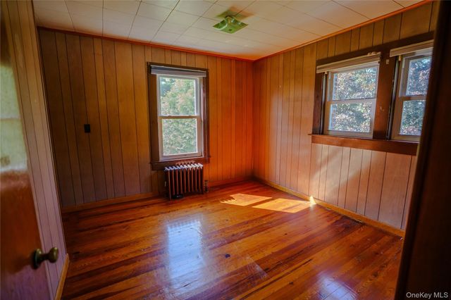 59 2nd Avenue, Narrowsburg, NY 12764
