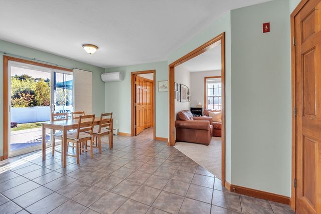 16 Richards Ave, Rutland, MA 01543