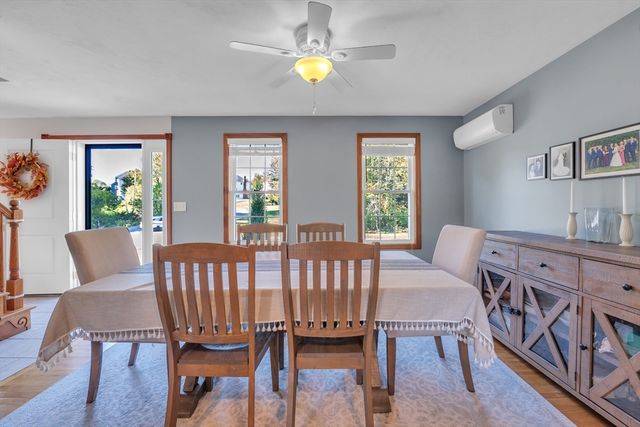 16 Richards Ave, Rutland, MA 01543