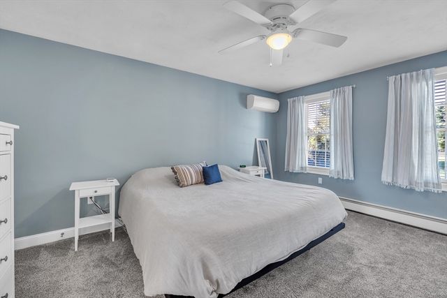 16 Richards Ave, Rutland, MA 01543