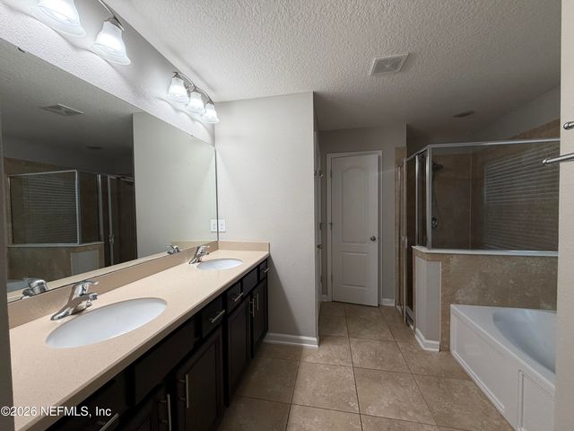 1892 HIGH PRAIRIE Lane, Middleburg, FL 32068
