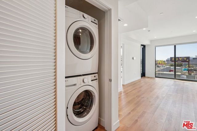 10431 Santa Monica Boulevard 601, Los Angeles, CA 90025