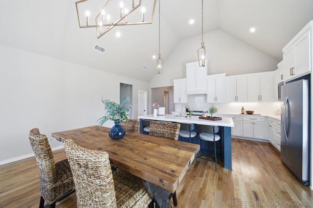 2114 E 138th Street S, Bixby, OK 74008