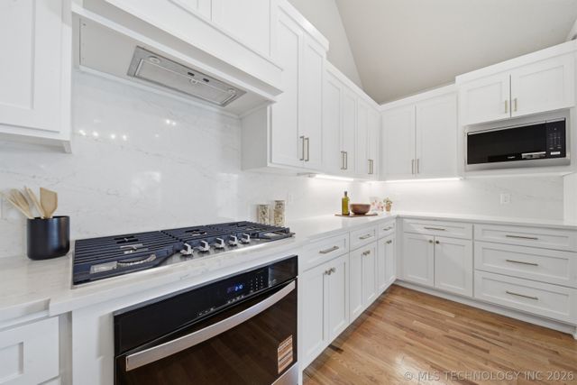 2114 E 138th Street S, Bixby, OK 74008