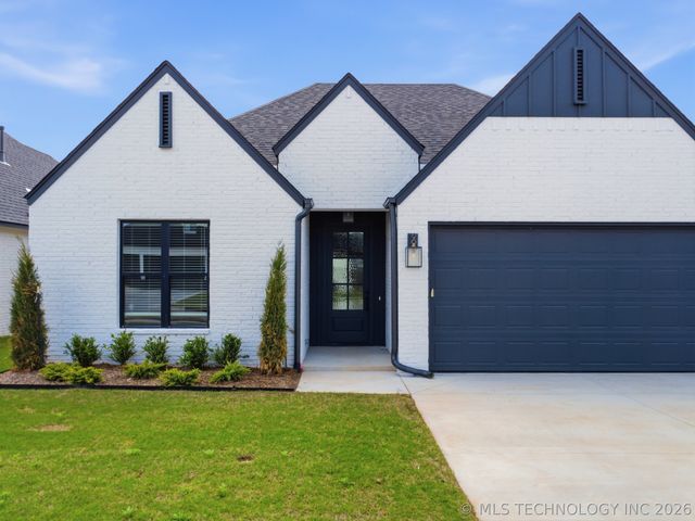 2114 E 138th Street S, Bixby, OK 74008