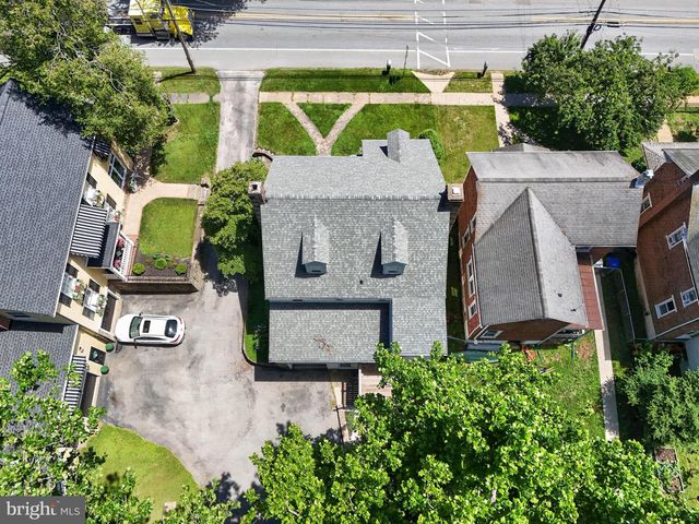 408 PENNSYLVANIA AVE, Avondale, PA 19311