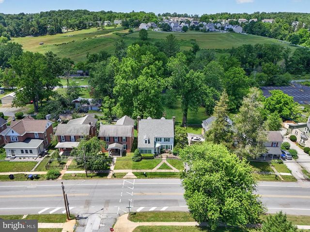 408 PENNSYLVANIA AVE, Avondale, PA 19311