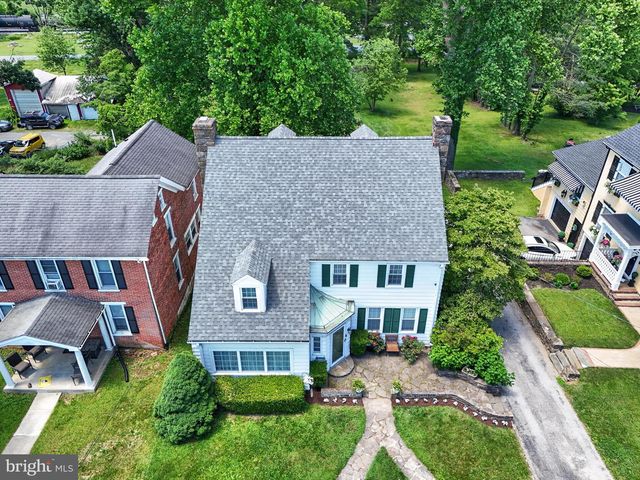 408 PENNSYLVANIA AVE, Avondale, PA 19311