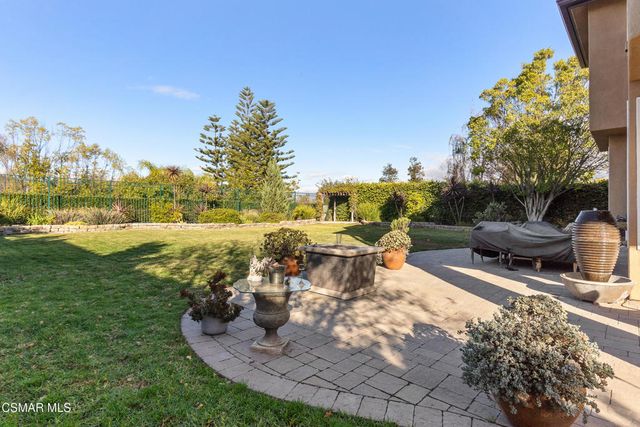 713 Twillin Court, Simi Valley, CA 93065