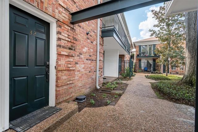 3400 Timmons Lane 32, Houston, TX 77027