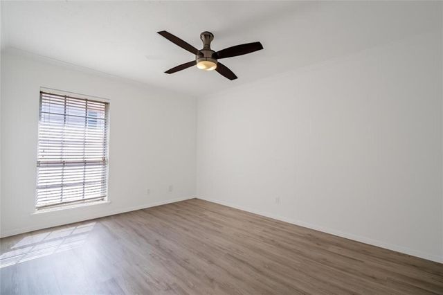 3400 Timmons Lane 32, Houston, TX 77027