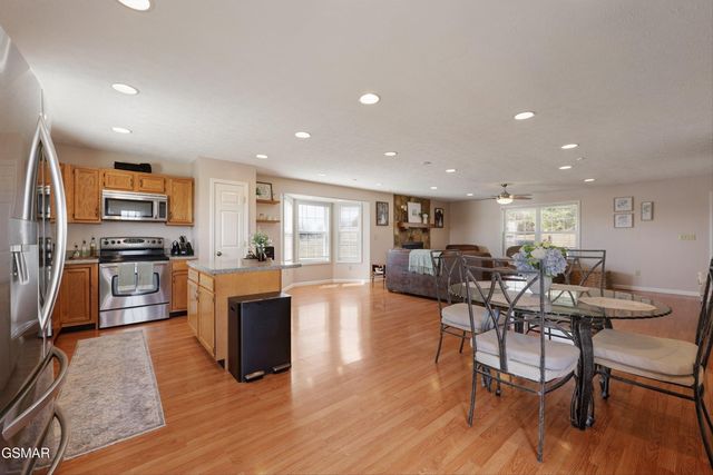 401 Klondike Circle, Kodak, TN 37764