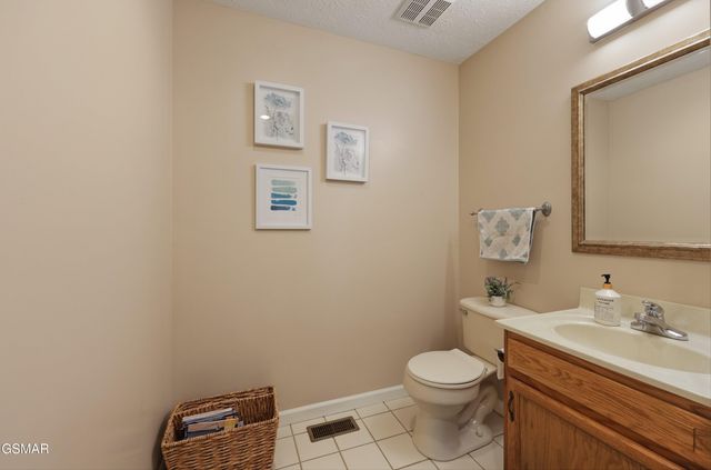 401 Klondike Circle, Kodak, TN 37764