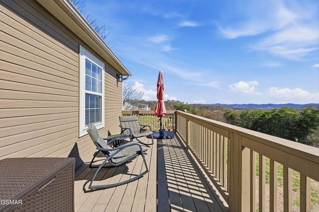 401 Klondike Circle, Kodak, TN 37764